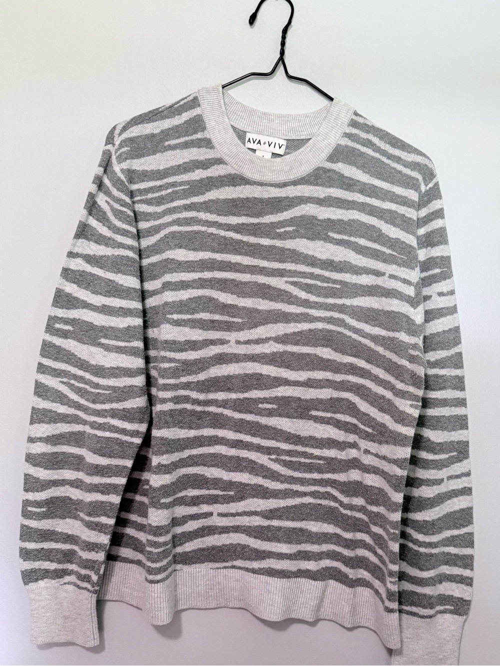 Ava & Viv Gray and Light Gray Zebra-Stripe Crewneck Sweater